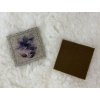 Štítek z broušené EKOKŮŽE - Fialová květina 4x4 cm
