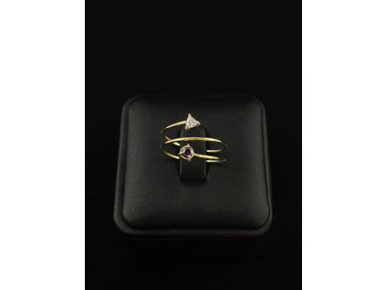 Jednoduchý zlatý prsten se zirkony