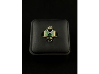 Barokní zlatý prsten se zeleným zirkonem