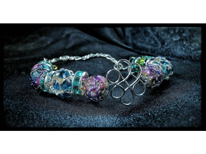 received 263198932803673