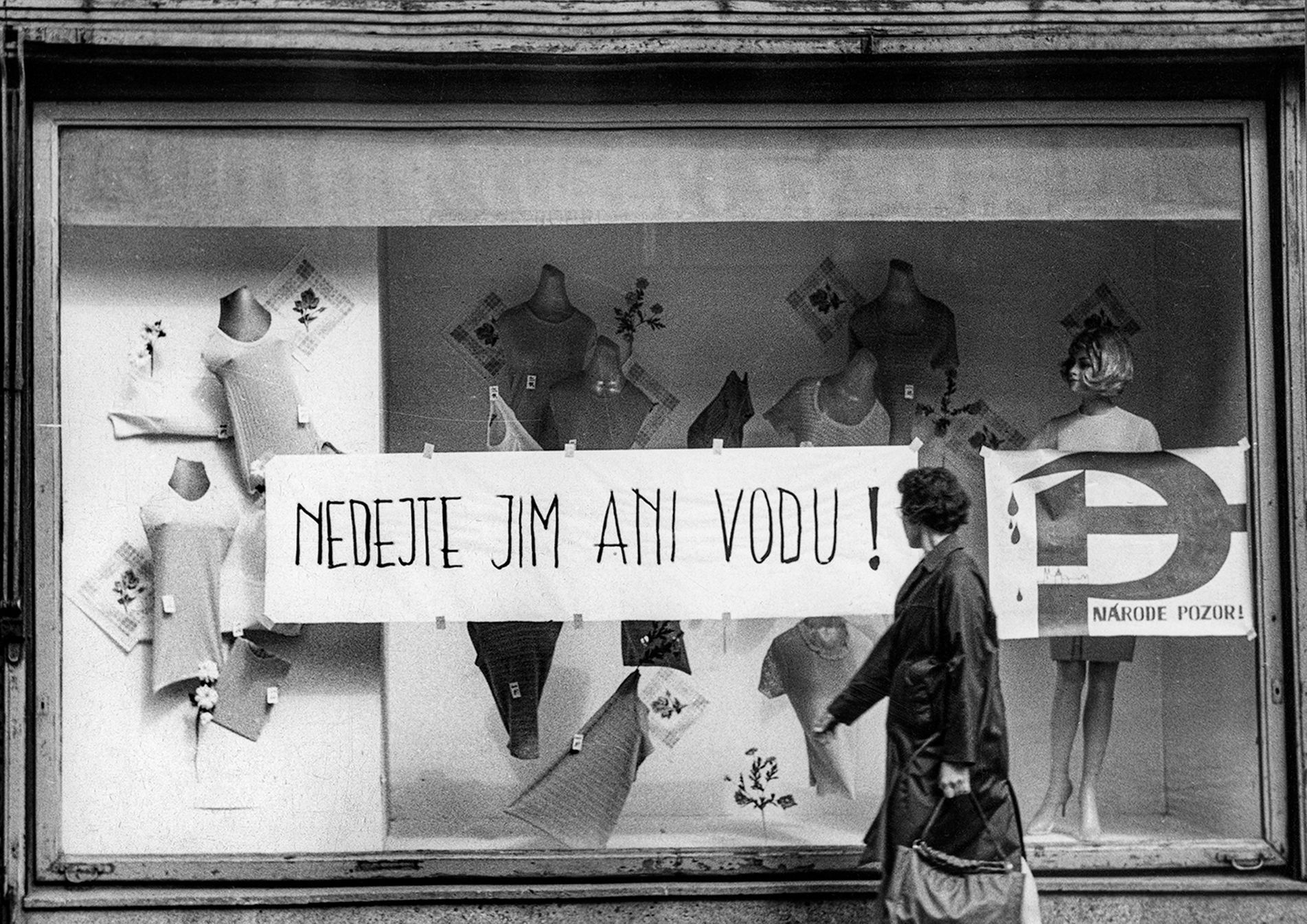 Bratrská pomoc po rusku: výročí invaze vojsk Varšavské smlouvy