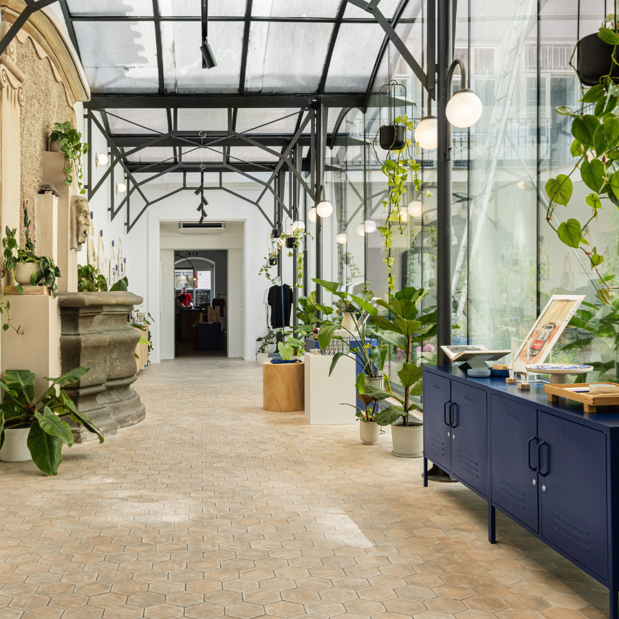 Bohéma – greenhouse & fountain