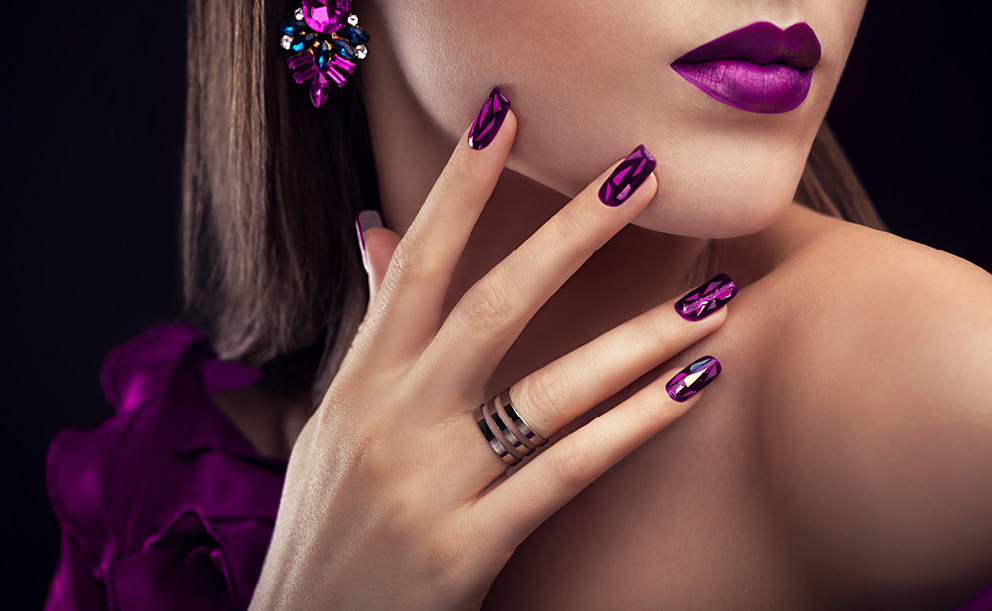 Barvy čarují,  čarujte s nimi také! Fialová.