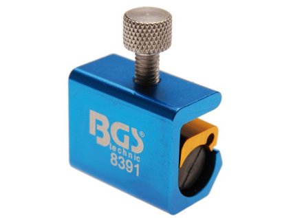 5560