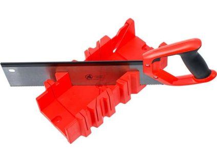 5560