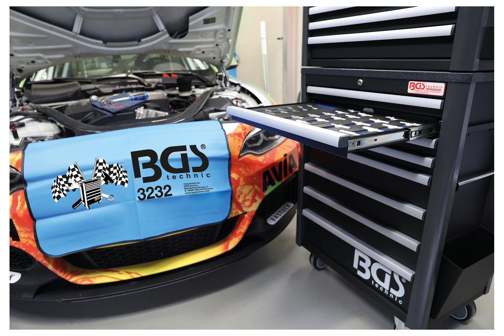 Ochranná montážní plachta karoserie 79 x 59 cm - BGS 3232