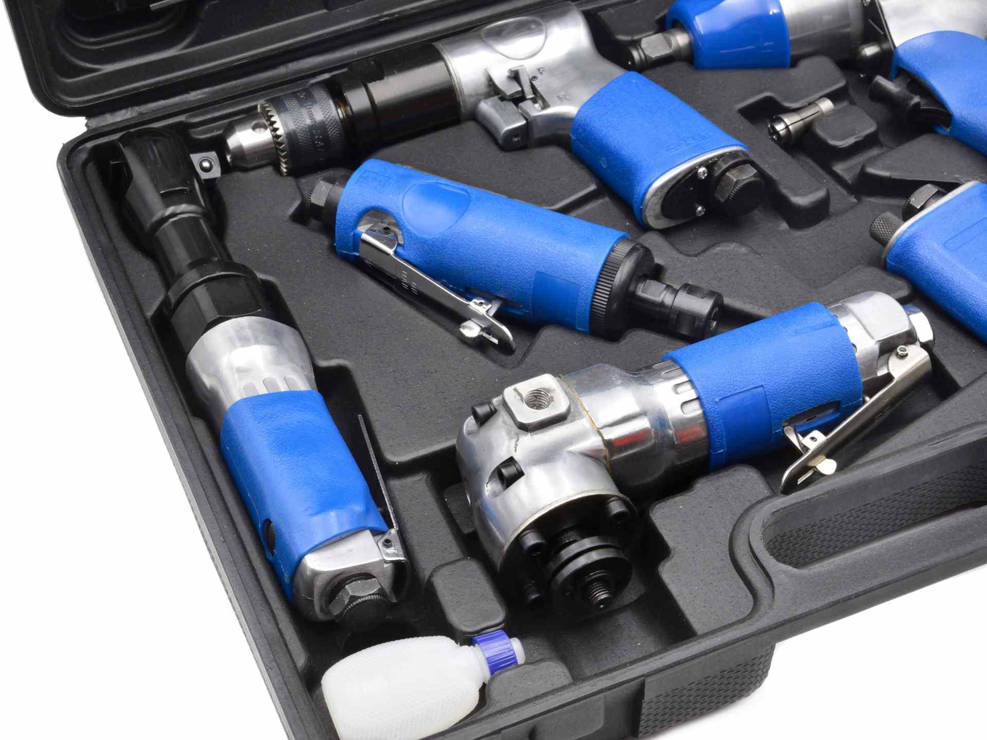 Pneumatické nářadí - rázový utahovák, bruska, ráčnový utahovák, vrtačka, sekáč