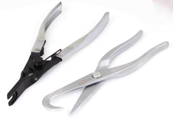 Sada pro servis brzd - klíče, kleště, kartáče, hlavice a šroubovák, 15 dílů - SATRA