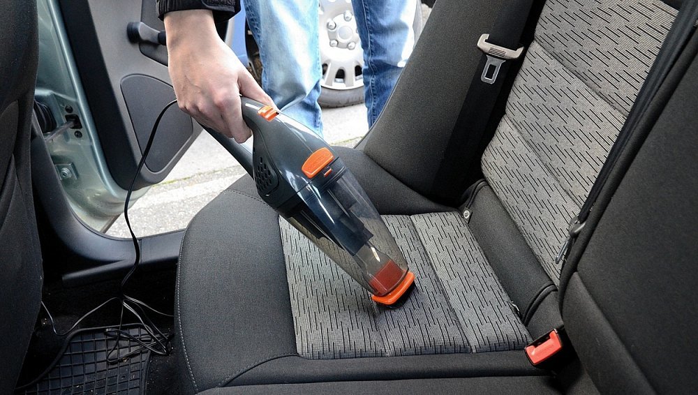 Vysavač do auta 12V, 3 hubice