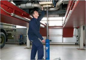 AC Hydraulic Hydraulický zvedák převodovky a motoru, extra nosnost 1200 kg, pojízdný - VLT12 - Obrázek 4