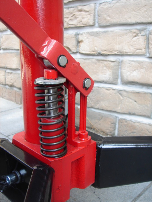 Hydraulický zvedák převodovky a motoru, nosnost 300 kg, pojízdný - TEL03004