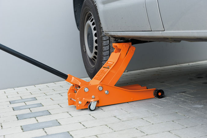 Unicraft® Pojízdný autozvedák SRWH 2500 EF