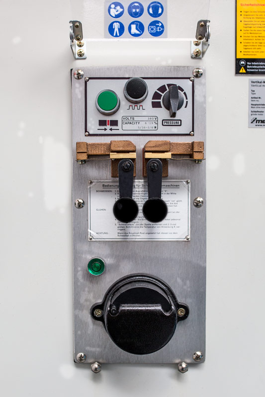 Pásová pila na kov VMBS 2012 HE