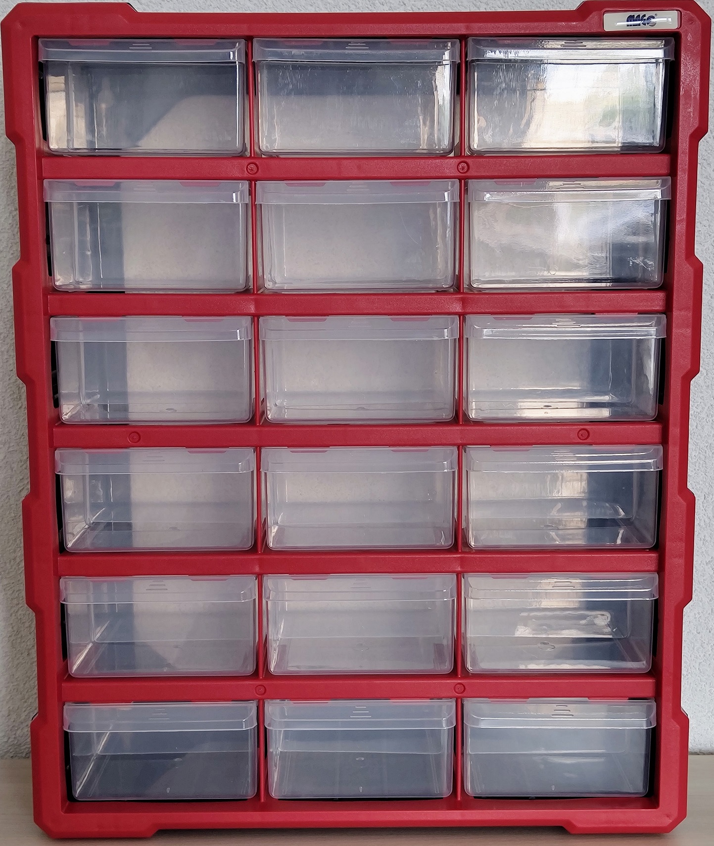 Organizér - skříňka plastová, 18 šuplíků, červená - MAGG 120299