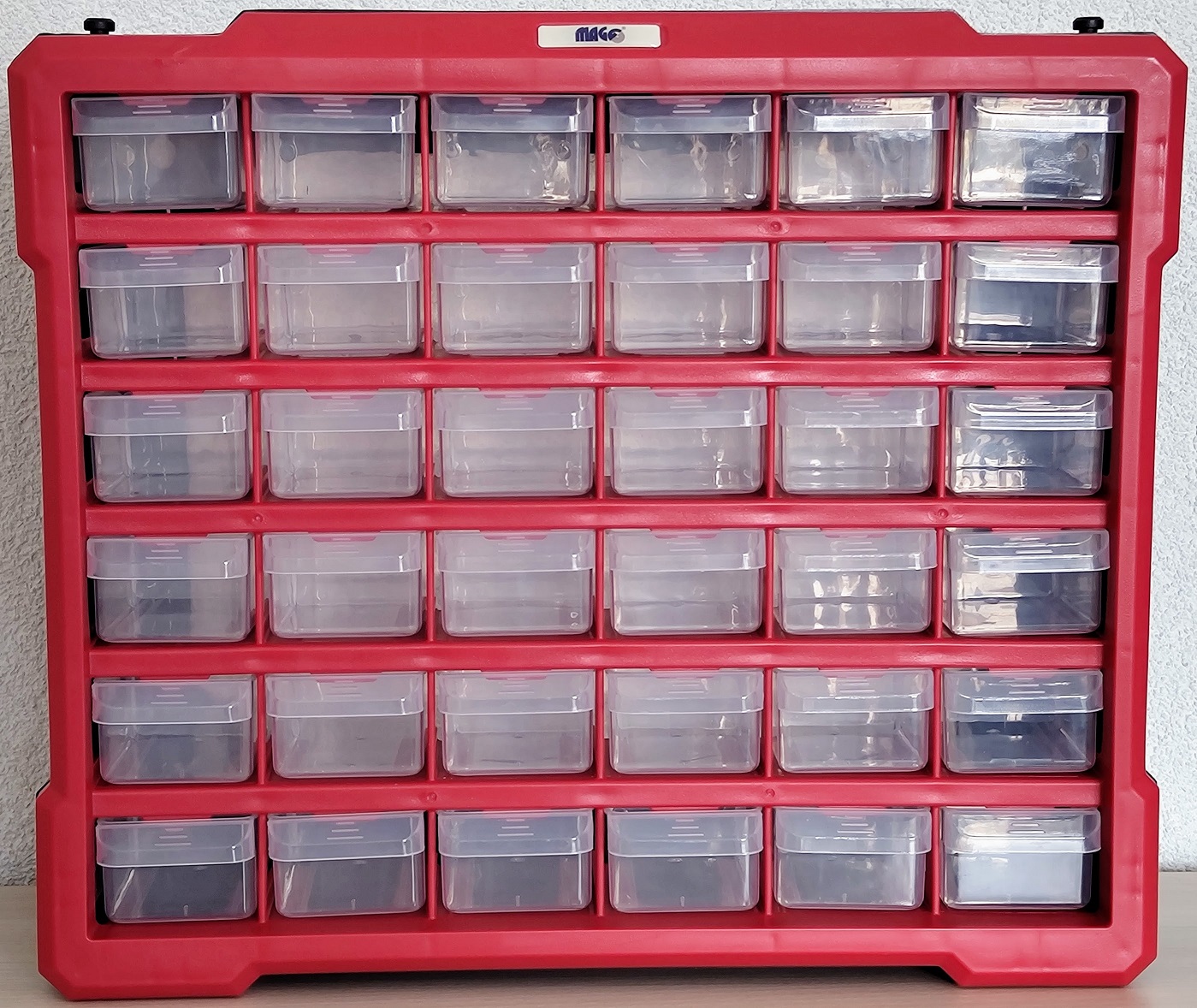 Organizér – skříňka plastová, 36 šuplíků, červená – MAGG 120296