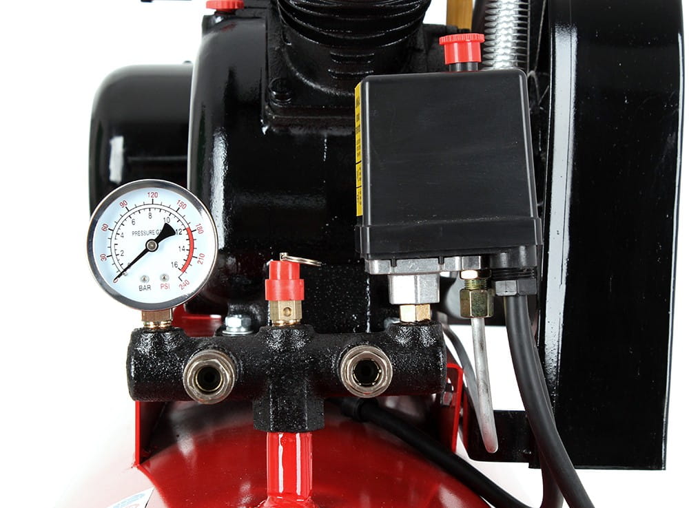 Olejový kompresor 100 l, 3,8 HP + odlučovač KD1472