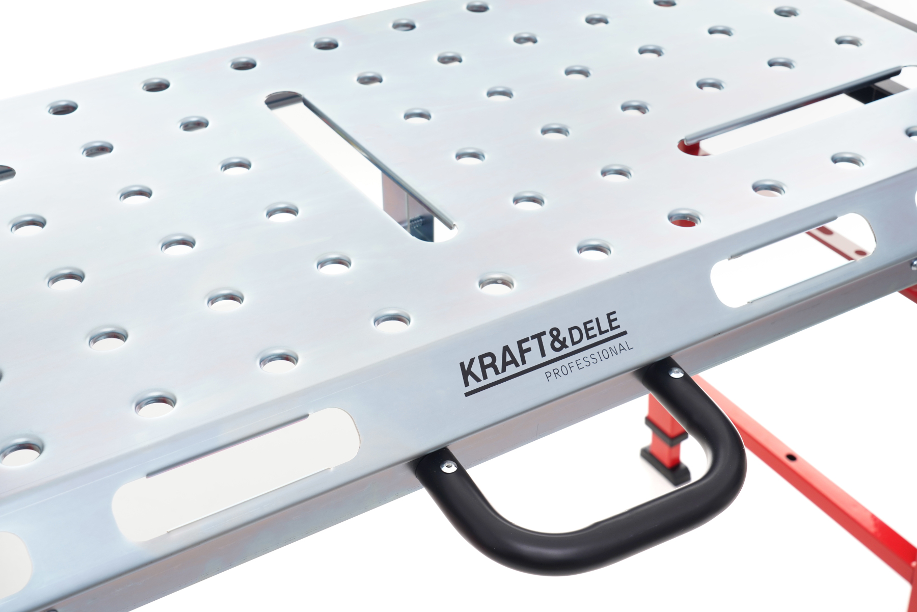 Svařovací pracovní stůl 532 × 1068 × 705–930 mm KD639