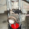 Pneumaticko-hydraulický lis na svislé čepy nákladních vozidel, 80 t, pojízdný na vozíku