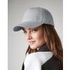 5 panelová kšiltovka Ultimate bavlněná světle šedá na modelce