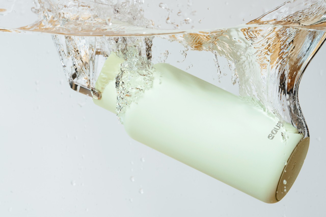 Hydratace v letních dnech. Co a kdy pít – a proč se „letní pití“ nevyplácí podcenit