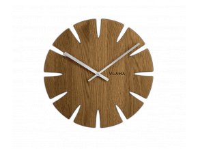 VLAHA Dubové hodiny vyrobené v Čechách se stříbrnými ručkami ⌀32,5cm