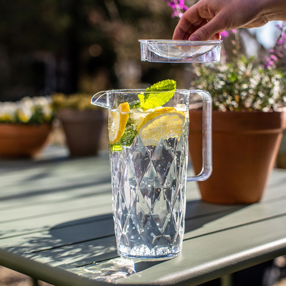 Koziol-CRYSTAL-–-dzban-1,6-l-3-web