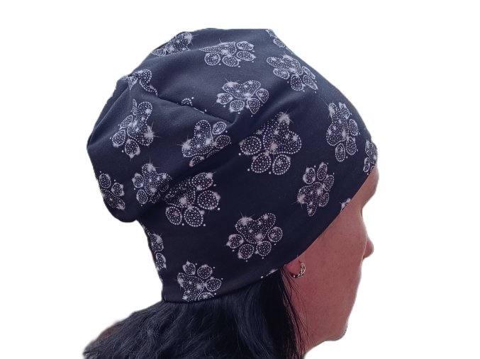 Čepice a nákrčník diamantové tlapky černá