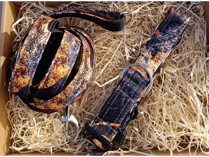 Obojek pro psa Klasik černozlatý mramor