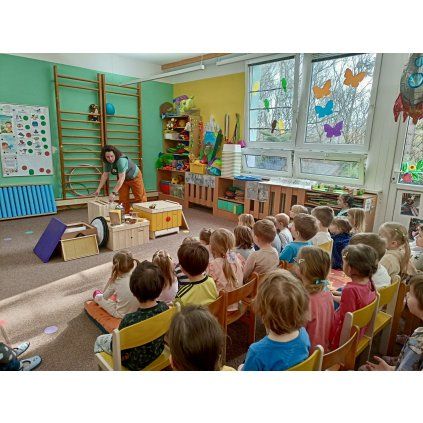 Beseda vcelky mojemedonosky