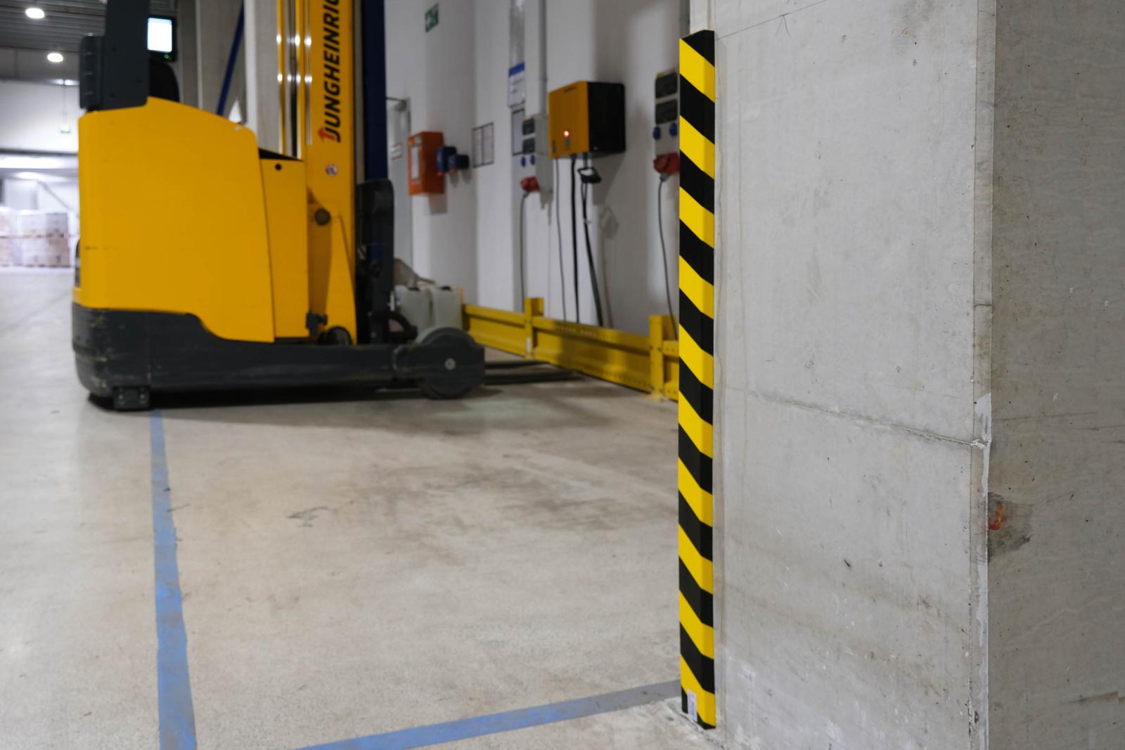 Durable Ochrana povrchu profil S20, žlto-čierna, samolepiaca