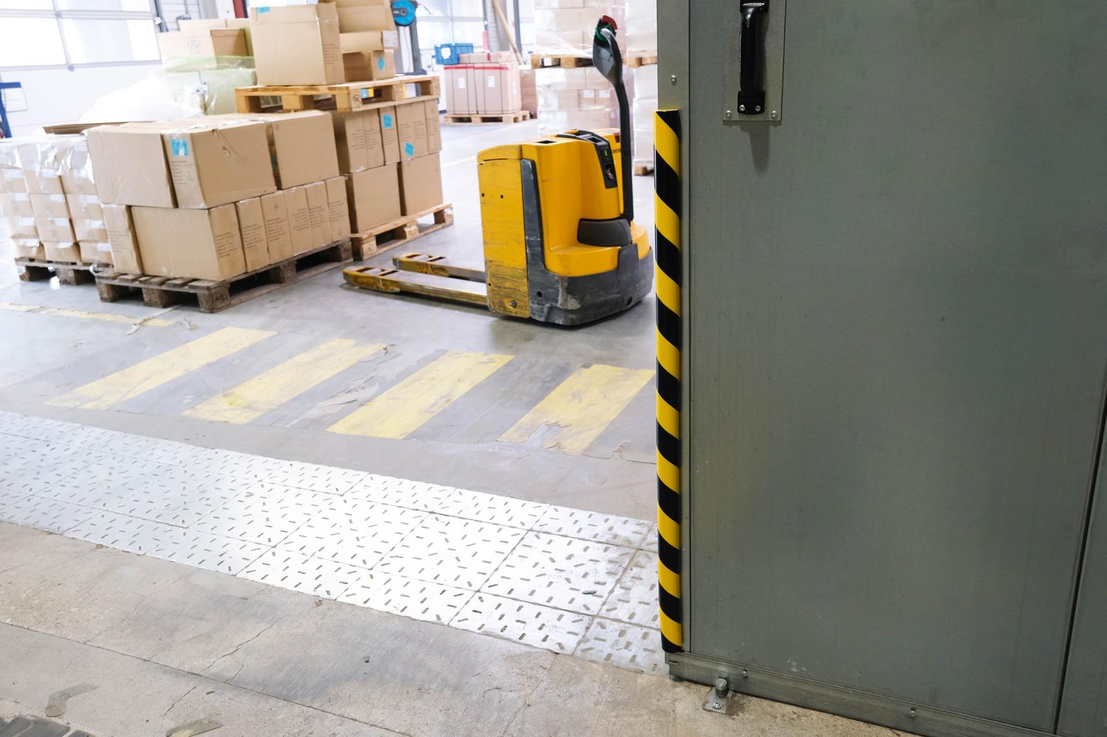 Durable Ochrana povrchu profil S32R, žlto-čierna, samolepiaca