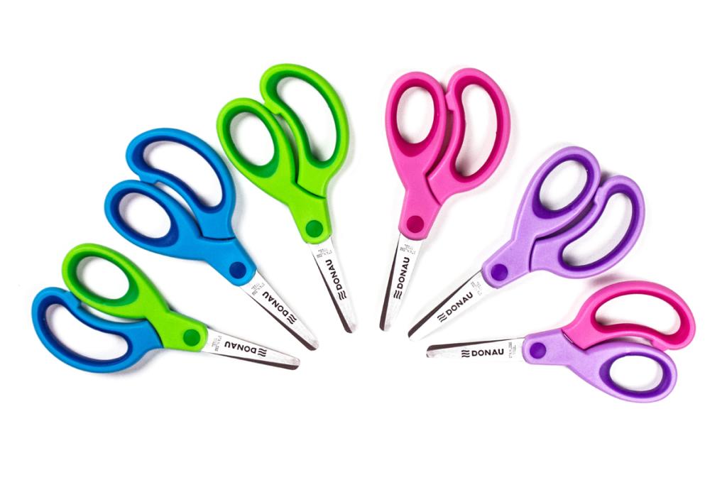 Detské nožnice DONAU Soft Grip okrúhlá čepeľ, 13 cm, mix farieb, displej 30 ks