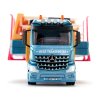 SIKU Super - nákladní auto převážející montovaný dům 1:50