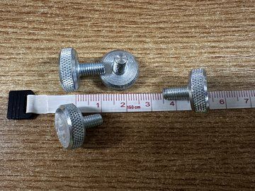 Šroub M5 x 10 kov Daemons