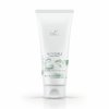 Wella Professionals NutriCurls Detangling Conditioner for Waves & Curls (Velikost 30 ml)