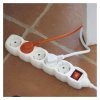 Prodlužovací kabel 2 m / 5 zásuvek / s vypínačem / bílý / PVC / 1 mm2