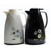 termokonvice 2,0l BÍLÁ nebo ČERNÁ s květy, (WL-R200A), plast/sklo