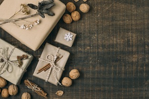 Trendy 2025: Aké materiály a farby budú vo vianočnom interiéri dominovať