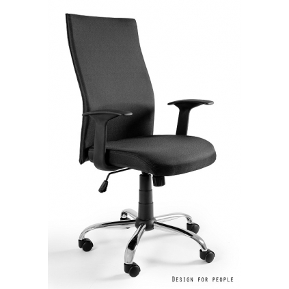 Black on black kancelárska stolička v modernom dizajne