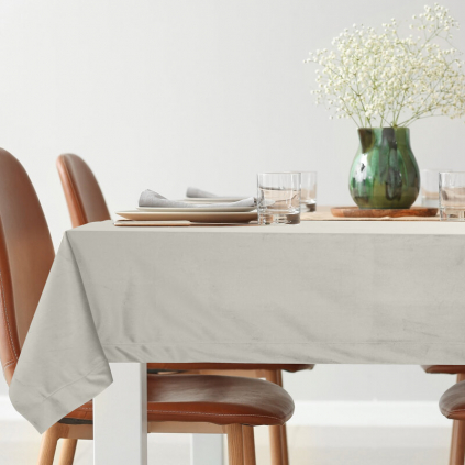 Obrus MELINDA | strieborná 140 x 180 cm