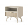 Bočná strana krásneho nočného stolíka TIMBER S54, v béžovom dizajne