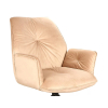 detail dokonalého prevedenia béžového kresla BOOGIE II VELVET
