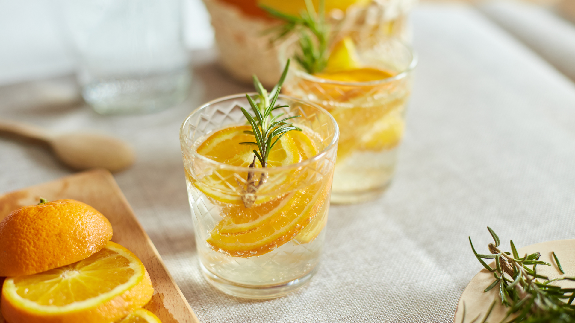 Letné zdravé bylinkové vody