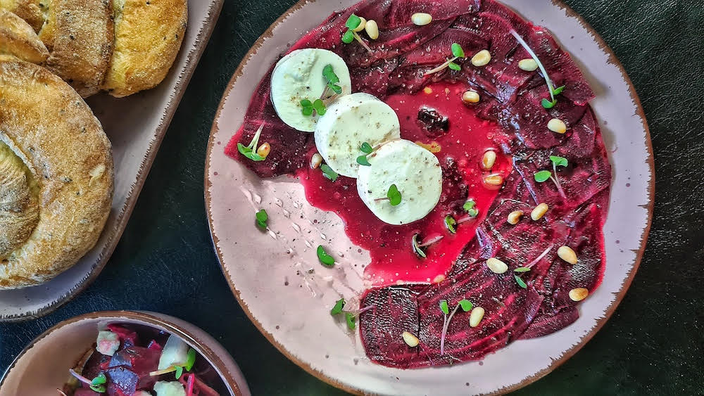 Carpaccio z červenej repy