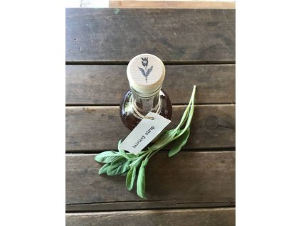 šalviový sirup