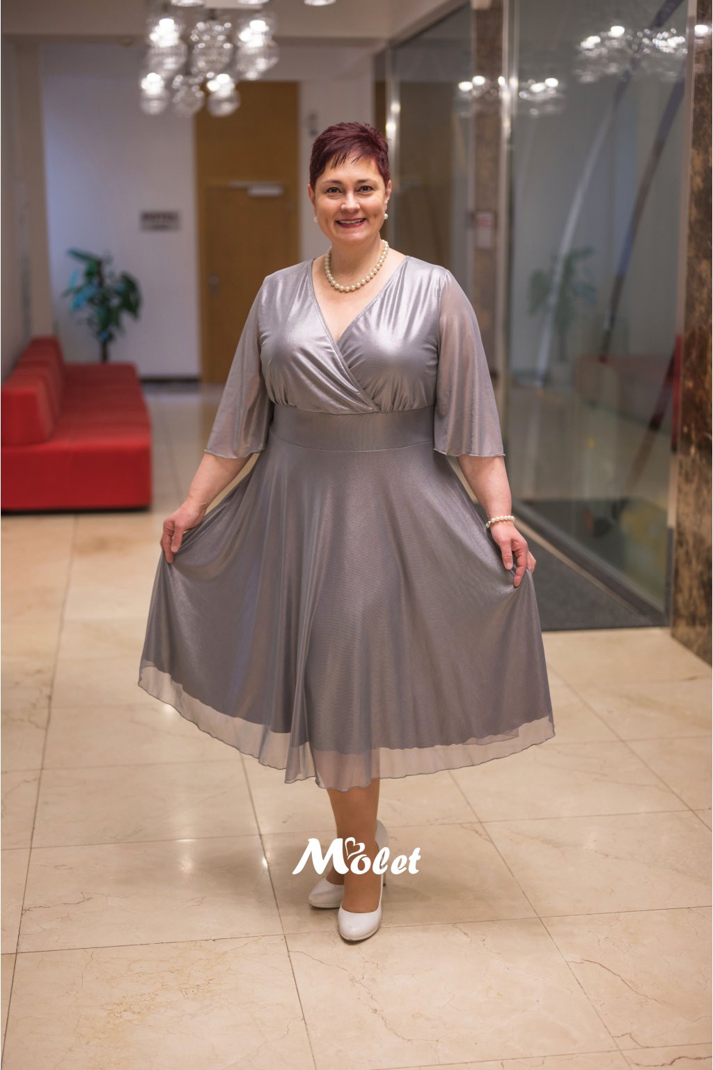 společenské šaty pro plnoštíhlé Molet.cz