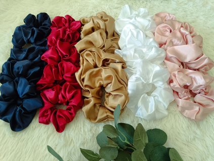Saténová scrunchie