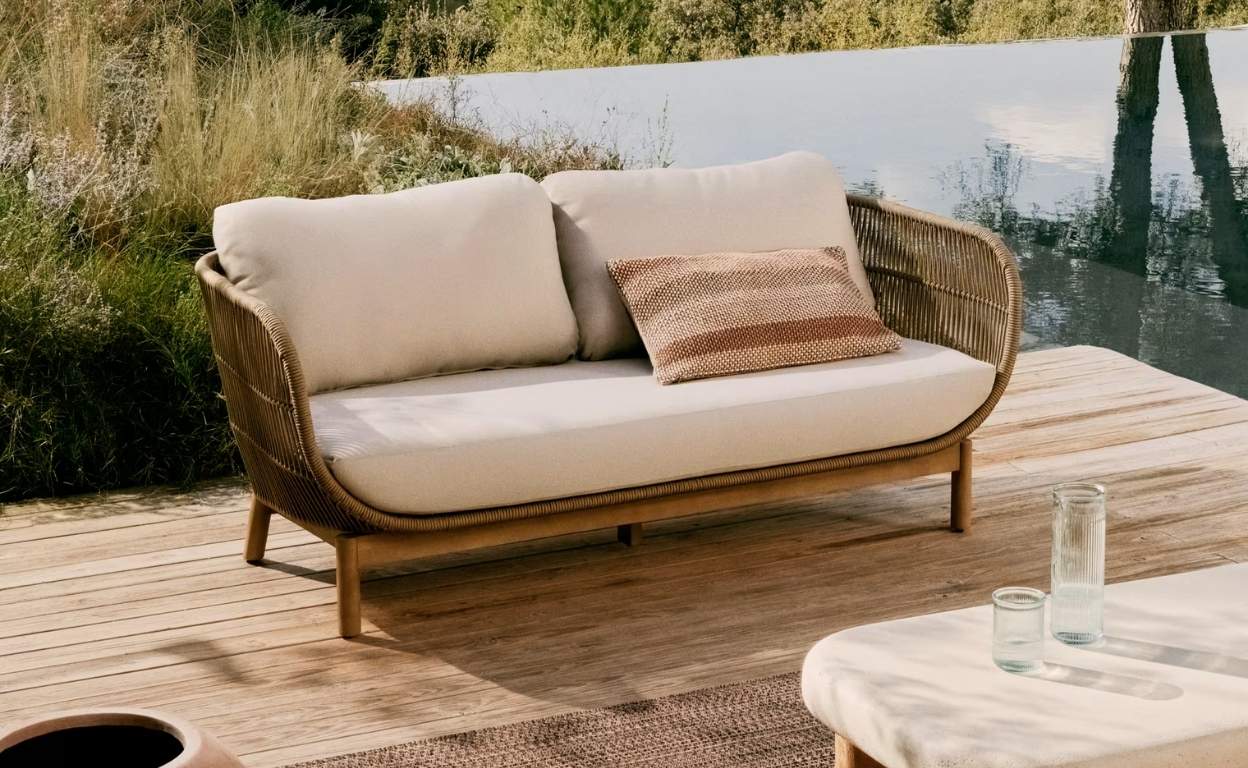 Dokonalá dovolená na zahradě? Správný nábytek promění vaši terasu v letní resort