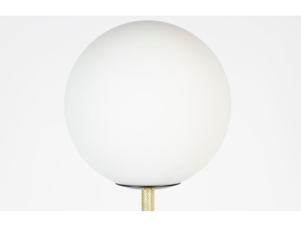 Opálově bílá skleněná stolní lampa ZUIVER ORION s mramorovým podstavcem