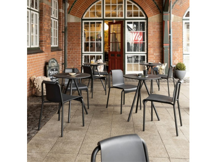 Černý plastový zahradní bistro stůl HOUE Nami 65 cm